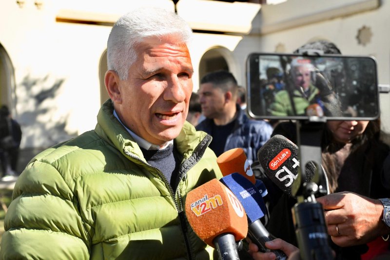 “HABÍAMOS LICITADO EL POLIDEPORTIVO Y EL GOBIERNO QUE NOS SUCEDIÓ NUNCA LO HIZO”