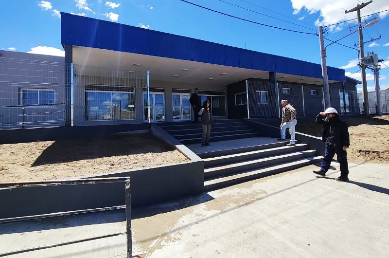 UNIÓN: EL NUEVO HOSPITAL SUMA DETALLES Y SE COMPLETAN MÁS SECTORES