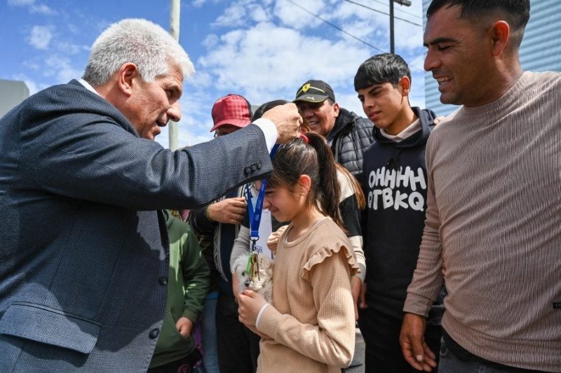 POGGI ENTREGÓ SEIS VIVIENDAS EN ZANJITAS Y ANUNCIÓ LA CONSTRUCCIÓN DE OTRAS SEIS