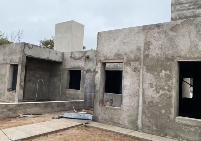EL INTERIOR NO SE DETIENE, AVANZAN OBRAS EN LOS MANANTIALES Y SE VIENEN 20 HOGARES MÁS EN CARPINTERÍA Y EL MORRO