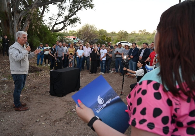 EL GOBIERNO PUSO EN MARCHA UN NUEVO ACUEDUCTO PRODUCTIVO