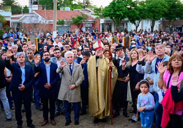 El Gobernador participó de la celebración de la fiesta patronal de Villa de Merlo