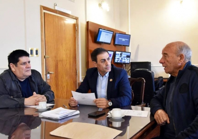 hissa se reunio con gremios municipales